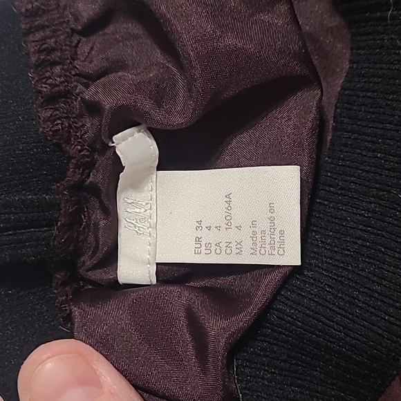 ☀️H&M eggplant chiffon long skirt ✨️ perfect for spring! - Picture 5 of 6